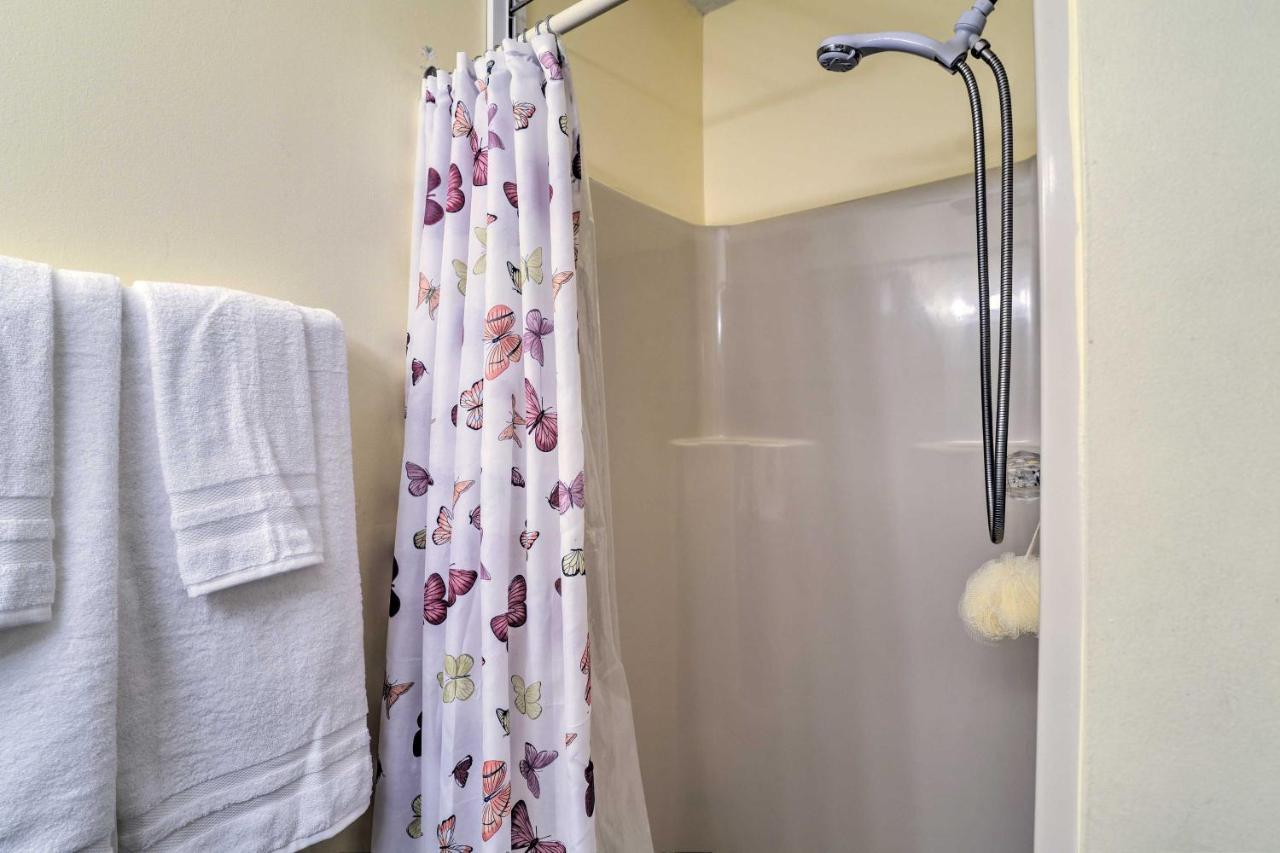 Family-Friendly Beach Condo 1 Block To Shore! Миртл-Бич Экстерьер фото